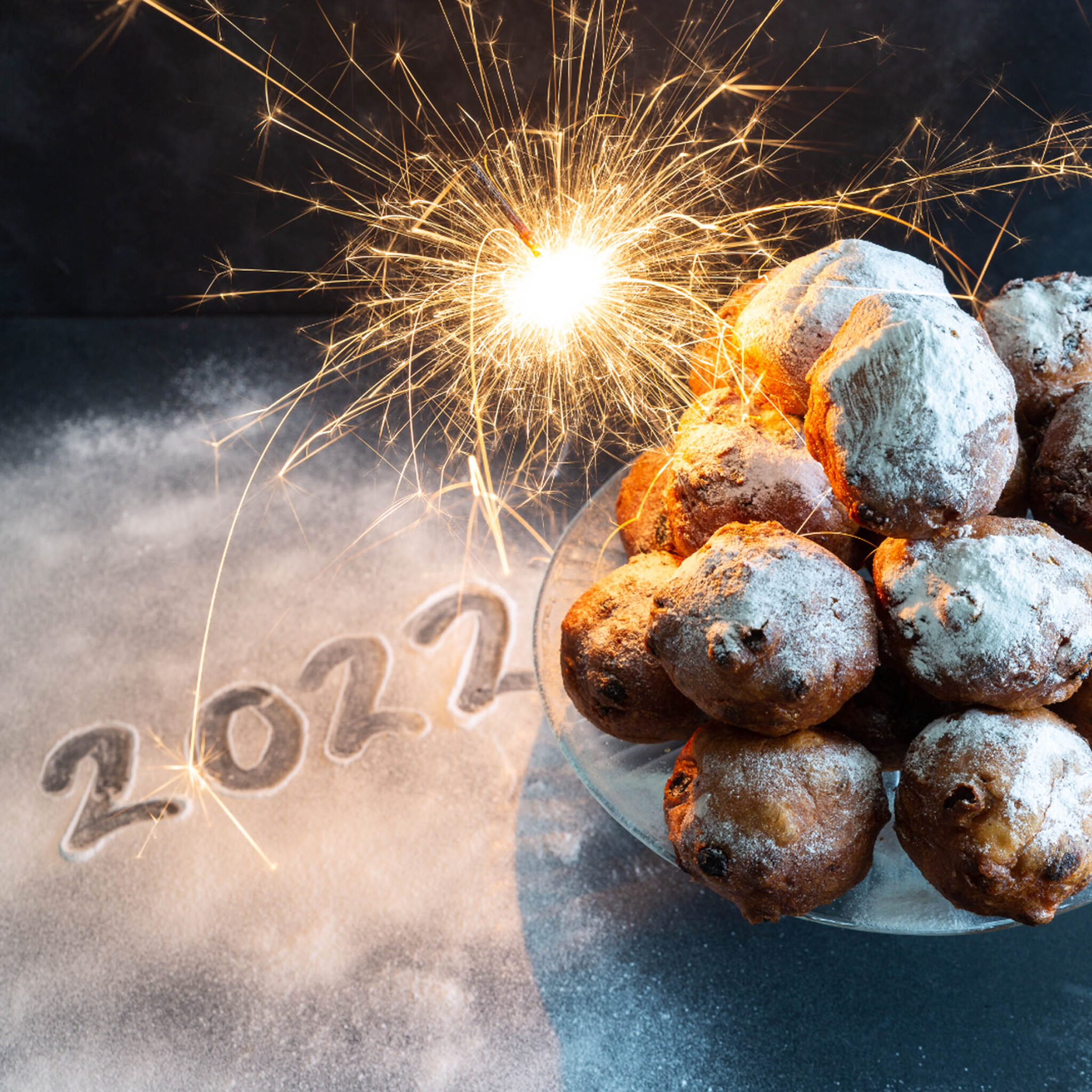 OUDJAAR, Oliebollen – Winterfestival Bergeijk
